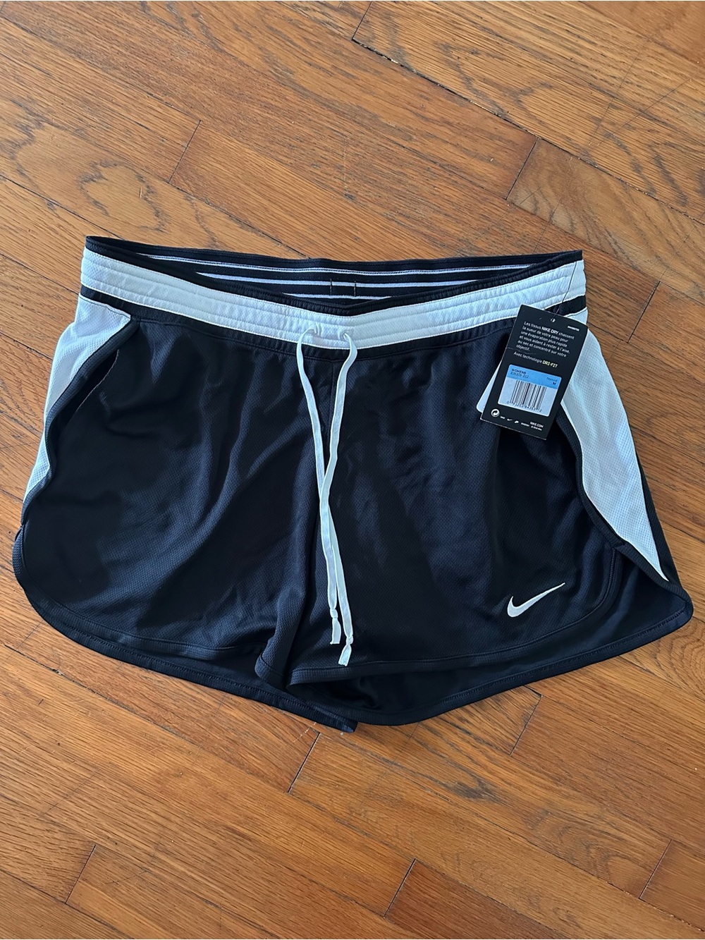 NWT Nike Women’s Dri-FIT Running Shorts Black White M
